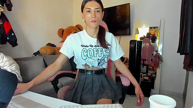 Snapshot of Lawrncesofiets chatting on July 30, 2:49 pm Lawrncesofiets online show from July 30, 2:49 pm