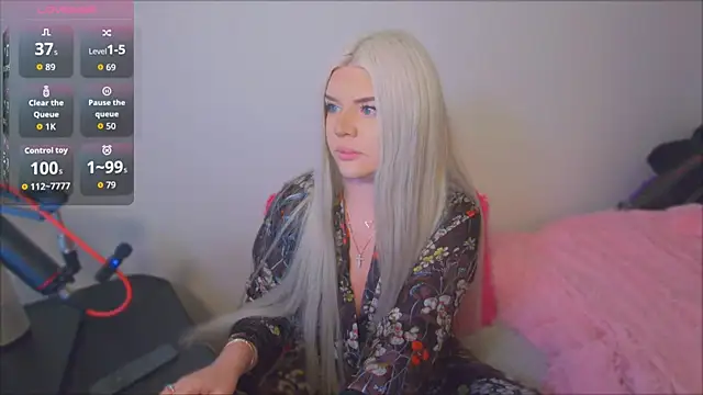 ParadiseRose online show from October 25, 4:31 am