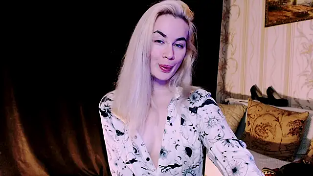 xxxcharismaaa online show from November 30, 6:34 pm