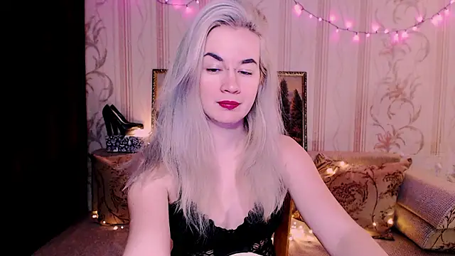 xxxcharismaaa online show from February 24, 10:08 pm