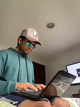 Snapshot of pinedasex777 chatting on January 30, 8:31 pm pinedasex777 online show from January 30, 8:31 pm