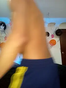 Snapshot of pinedasex777 chatting on October 13, 6:41 pm pinedasex777 online show from October 13, 6:41 pm