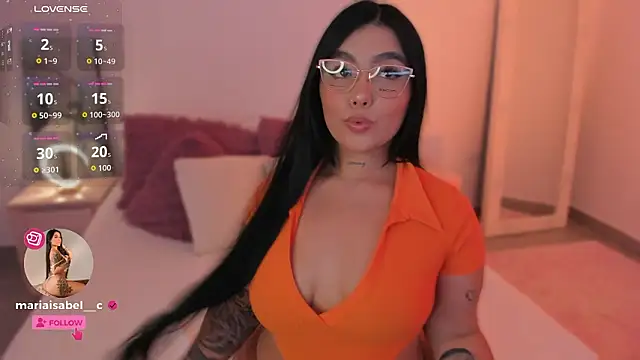 shantall vidales  online show from March 11, 10:16 pm