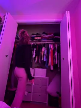 chloetease online show from May 8, 3:56 am