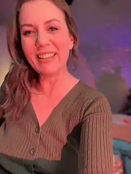 MaiseKnox online show from December 22, 9:42 pm