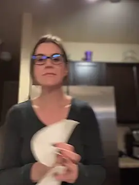 MaiseKnox online show from February 5, 1:04 am