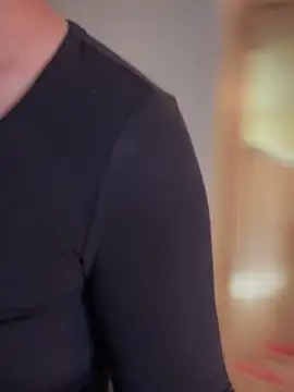 MaiseKnox online show from September 14, 7:02 pm