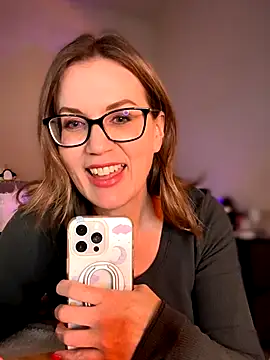 MaiseKnox online show from December 16, 10:04 pm