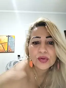 vivifernades online show from December 17, 11:39 am