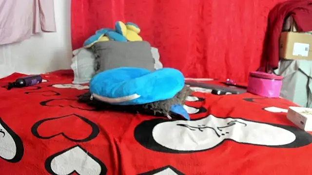 BlowMommy  online show from November 13, 12:31 am