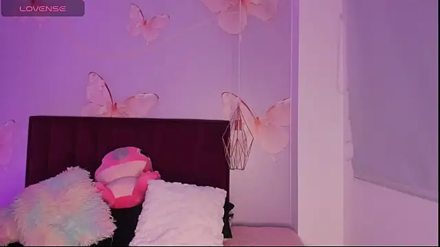 Vivi prinncess online show from March 17, 11:52 pm