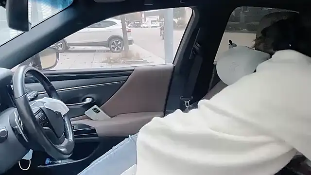 orla2021 online show from December 2, 12:27 am