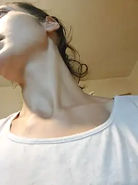 JoLeNe27 online show from October 10, 6:12 am