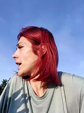 JoLeNe27 online show from April 19, 4:39 pm