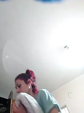 JoLeNe27 online show from April 19, 7:16 pm