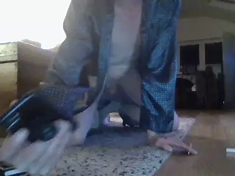 OllieMac online show from March 15, 4:24 am