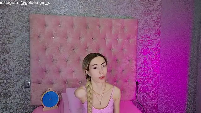 Akilla Queen online show from March 13, 1:56 am