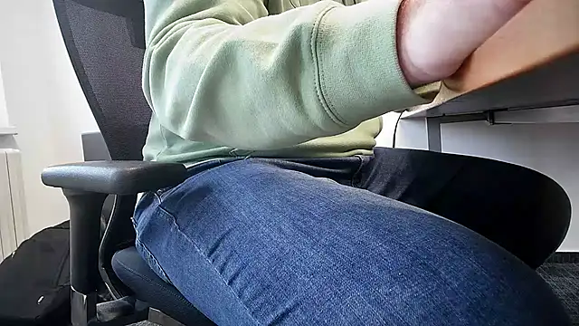 69bezfleku online show from February 7, 6:56 am