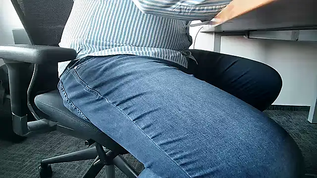 69bezfleku online show from October 28, 7:01 am