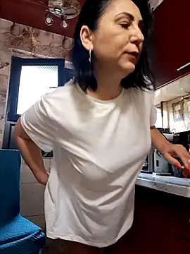 charrlote love online show from April 19, 2:38 pm