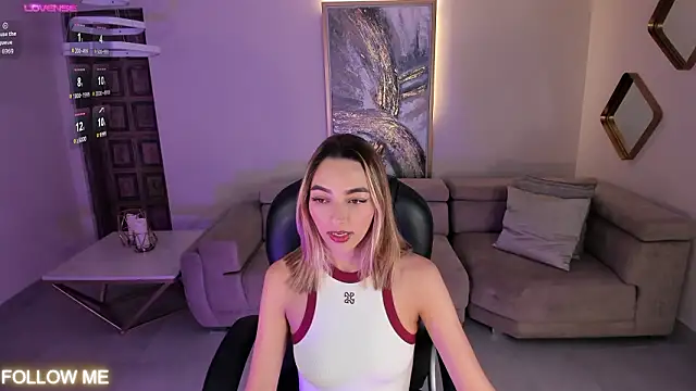 MelissaMoore  online show from March 1, 11:07 pm