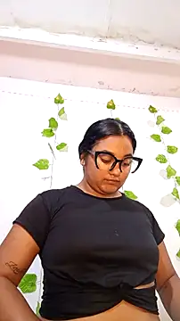 Snapshot of shayna_all chatting on December 2, 6:03 pm shayna all online show from December 2, 6:03 pm