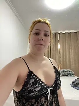 Snapshot of Patriciamoura69 chatting on February 26, 5:50 pm Patriciamoura69 online show from February 26, 5:50 pm