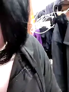 Snapshot of cindy01113520 chatting on February 7, 2:15 pm cindy01113520 online show from February 7, 2:15 pm