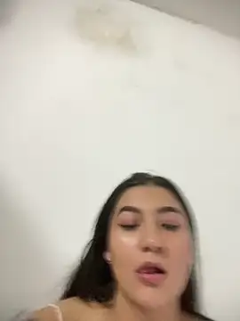 Snapshot of yessi_rose chatting on April 12, 12:26 am yessi rose online show from April 12, 12:26 am