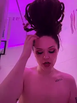 BlaizeyBBy online show from January 12, 12:33 pm