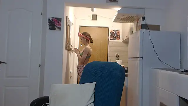 simyhvn online show from February 6, 5:14 am