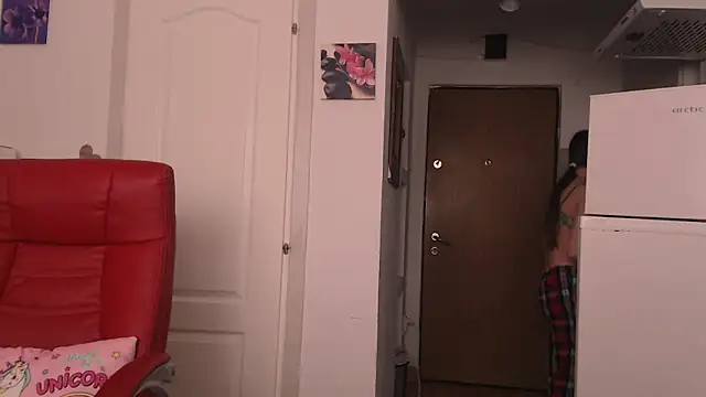 simyhvn online show from February 18, 10:55 am