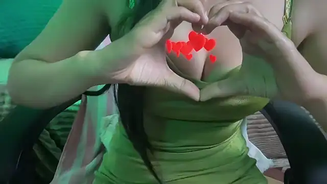 Queen Angelena online show from December 16, 5:18 pm