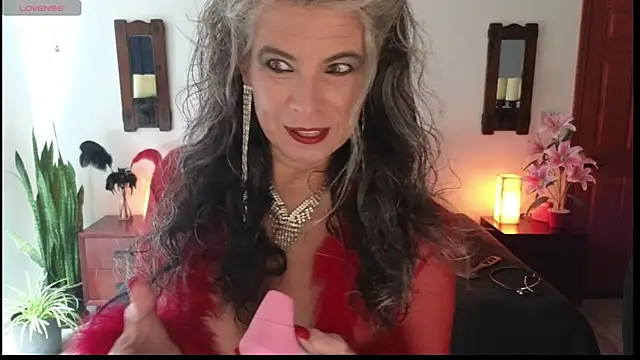 Snapshot of milfettefab chatting on March 2, 2:54 pm milfettefab online show from March 2, 2:54 pm