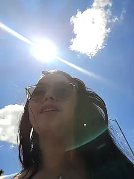 Snapshot of dannaparker chatting on November 17, 4:46 pm dannaparker online show from November 17, 4:46 pm