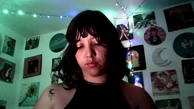 soynanabela28 online show from March 18, 1:21 am