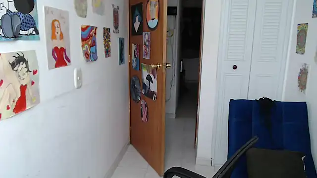 soynanabela28 online show from April 21, 4:56 pm