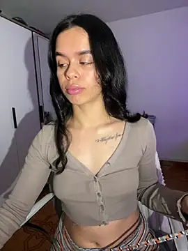 Snapshot of xlovelygirlx chatting on February 15, 11:58 pm xlovelygirlx online show from February 15, 11:58 pm