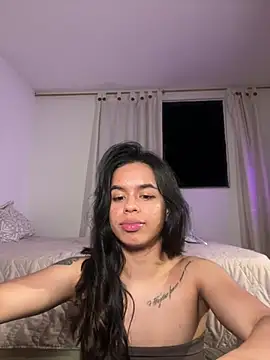 Snapshot of xlovelygirlx chatting on February 20, 12:41 am xlovelygirlx online show from February 20, 12:41 am