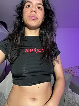 Snapshot of xlovelygirlx chatting on March 15, 12:15 am xlovelygirlx online show from March 15, 12:15 am