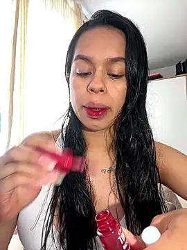 Snapshot of xlovelygirlx chatting on September 29, 7:30 pm xlovelygirlx online show from September 29, 7:30 pm