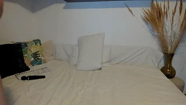 Jadore able online show from January 16, 2:37 am