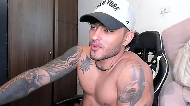 Alessandro Vanni online show from December 7, 1:07 pm