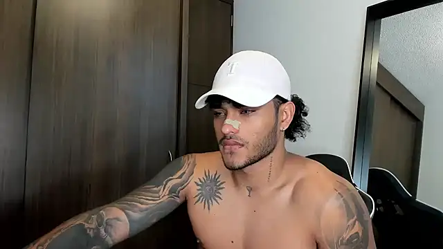 Alessandro Vanni online show from December 22, 3:11 pm