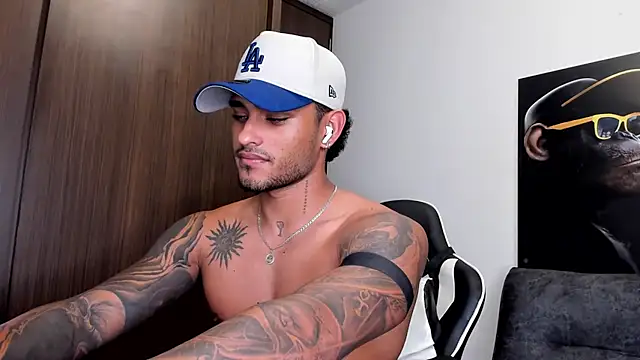 Alessandro Vanni online show from March 12, 6:07 am