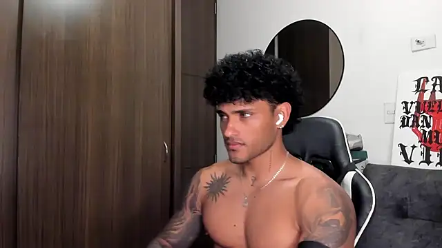 Alessandro Vanni online show from September 22, 1:29 am