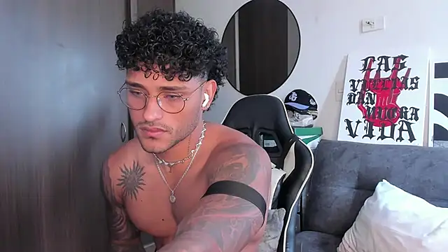 Alessandro Vanni online show from October 2, 2:02 pm