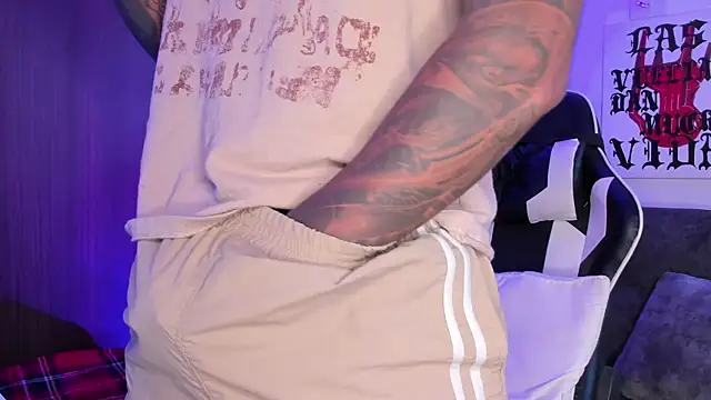 Alessandro Vanni online show from April 6, 1:01 pm