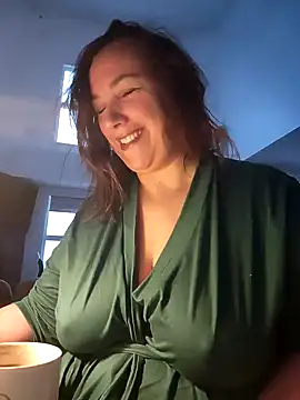 Canadian BBW online show from February 11, 2:57 pm