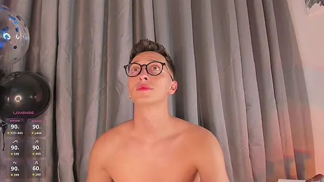 Thiago jones online show from November 21, 11:03 pm